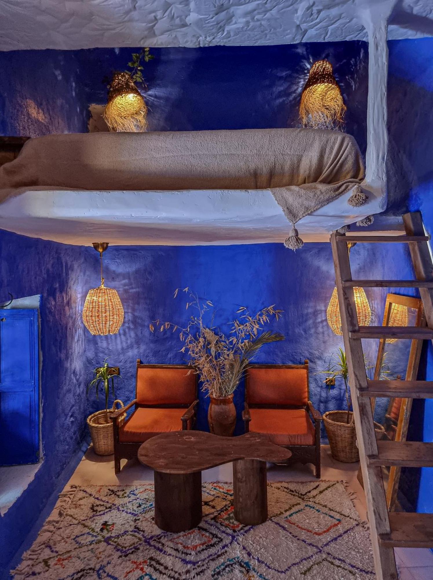 Casa Amina 2*